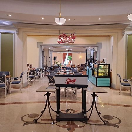 Grand Swiss-Belhotel Melaka Exteriör bild
